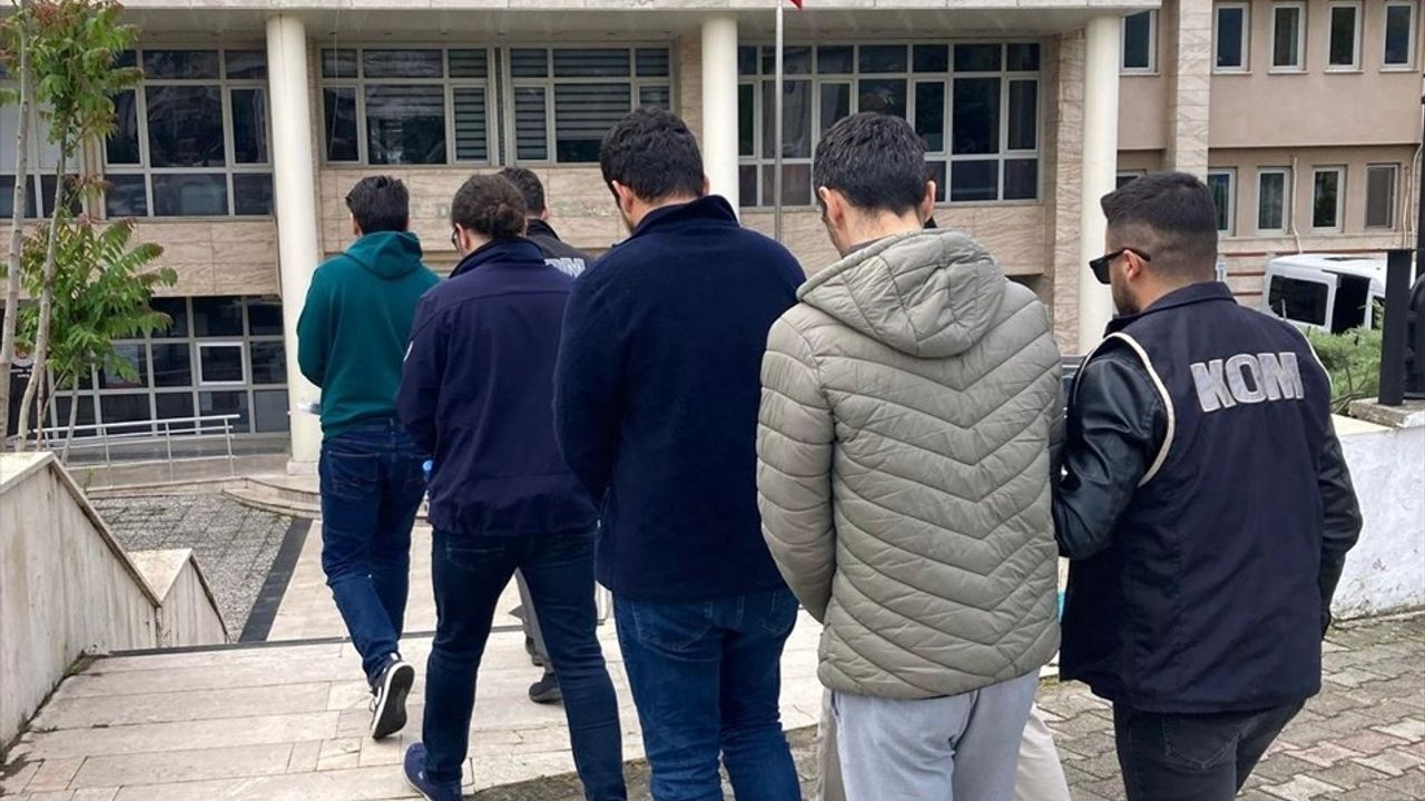 Muğla ve Manisa'da FETÖ Operasyonu: 2 Tutuklama