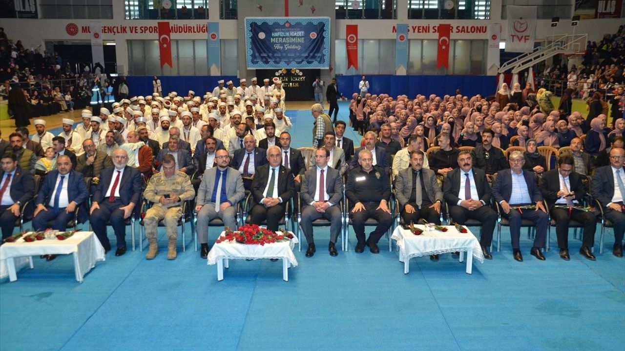 Muş'ta İlk Toplu Hafızlık İcazet Töreni Gerçekleşti