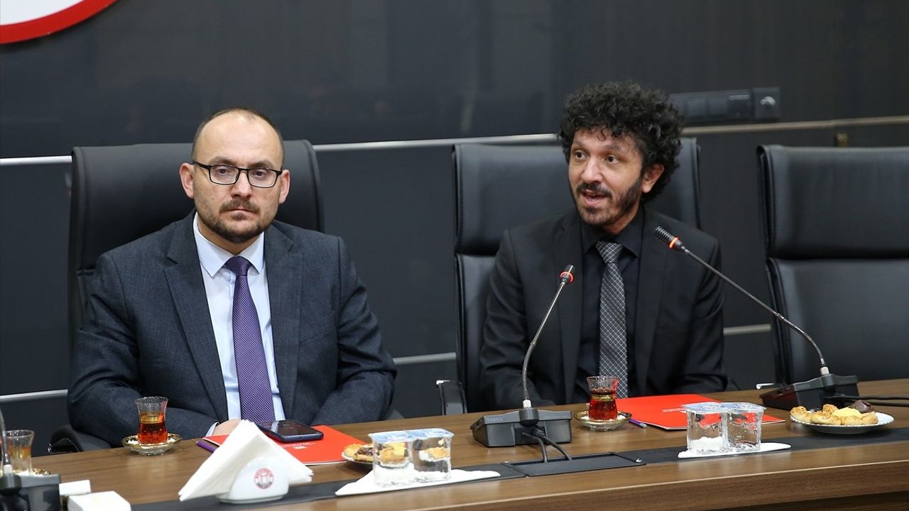 Muş'ta Tarihi Malazgirt Kenti Kazıları Projesi Düzenlendi
