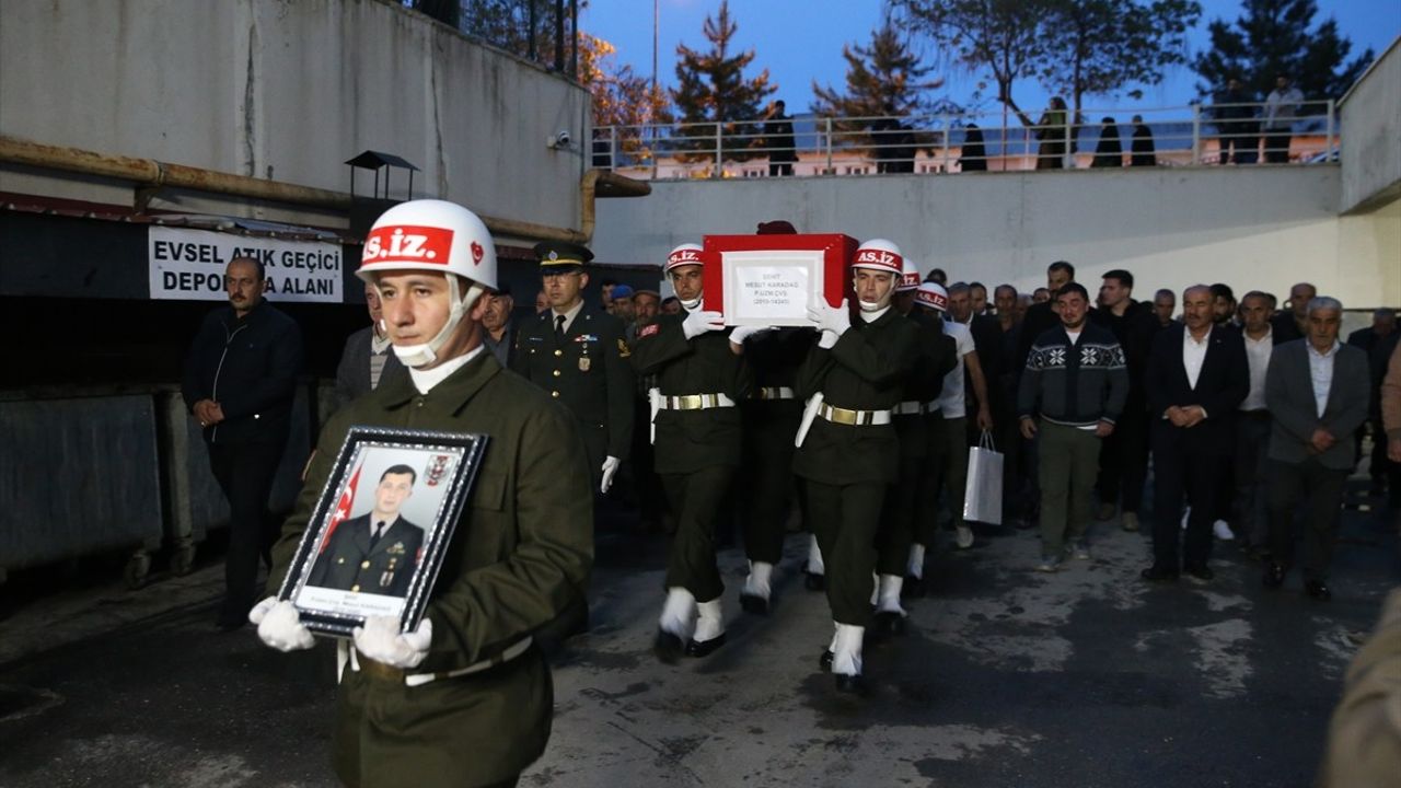 Muş'ta Yıldırım Düşmesi Sonucu Şehit Olan Uzman Çavuş Karadağ'ın Cenazesi