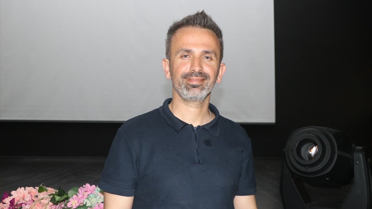Müzik ve Matematiğin Buluşması: Rize'de Öğrencilere Konser Verildi