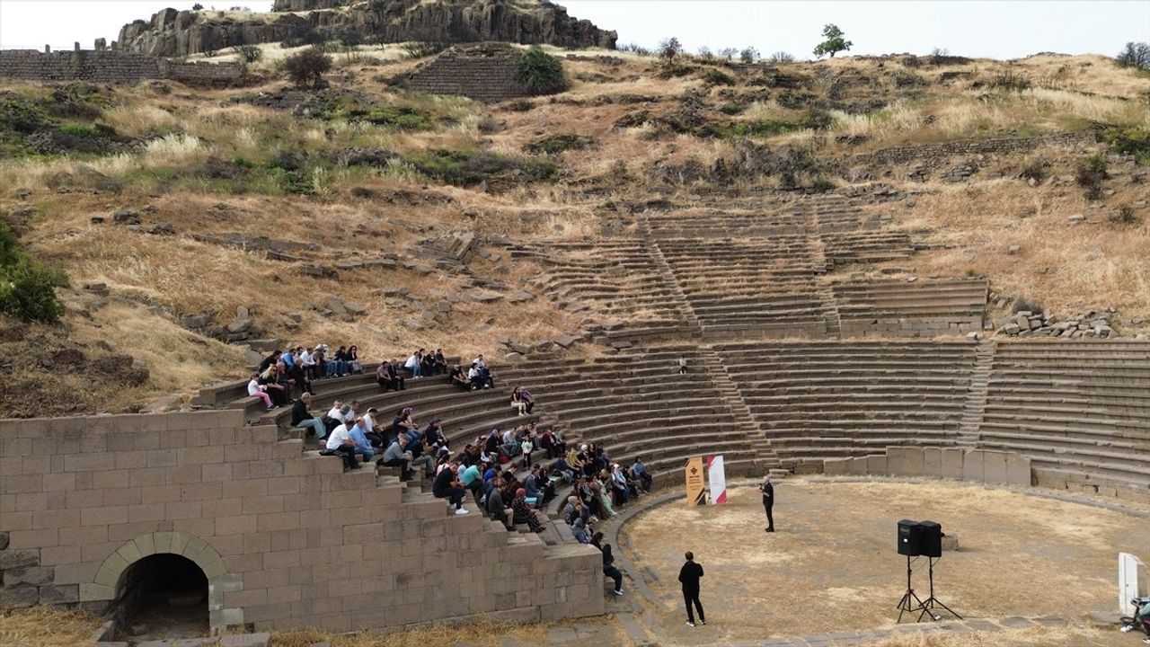 Öğretmenler Aristo'nun İzinde Eğitim Aldı