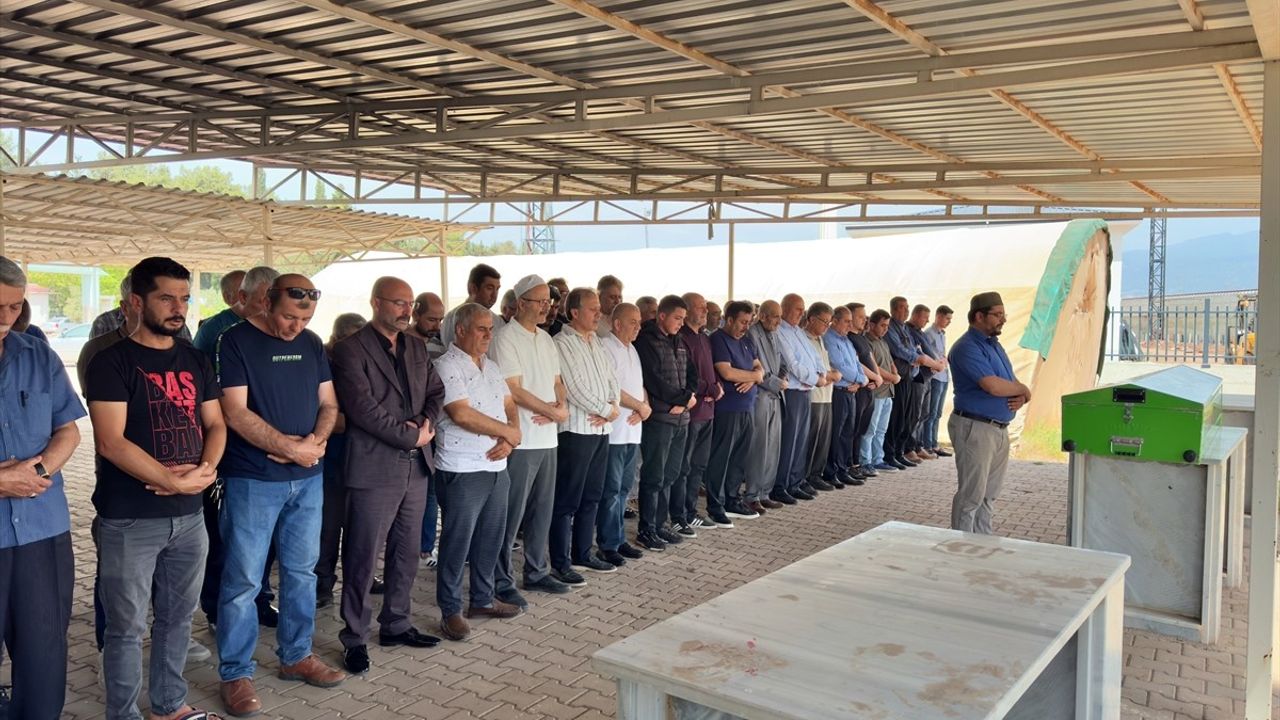 Osmaniye'de Tartışma Kanlı Bitti: Eşi Bıçakla Öldürüldü
