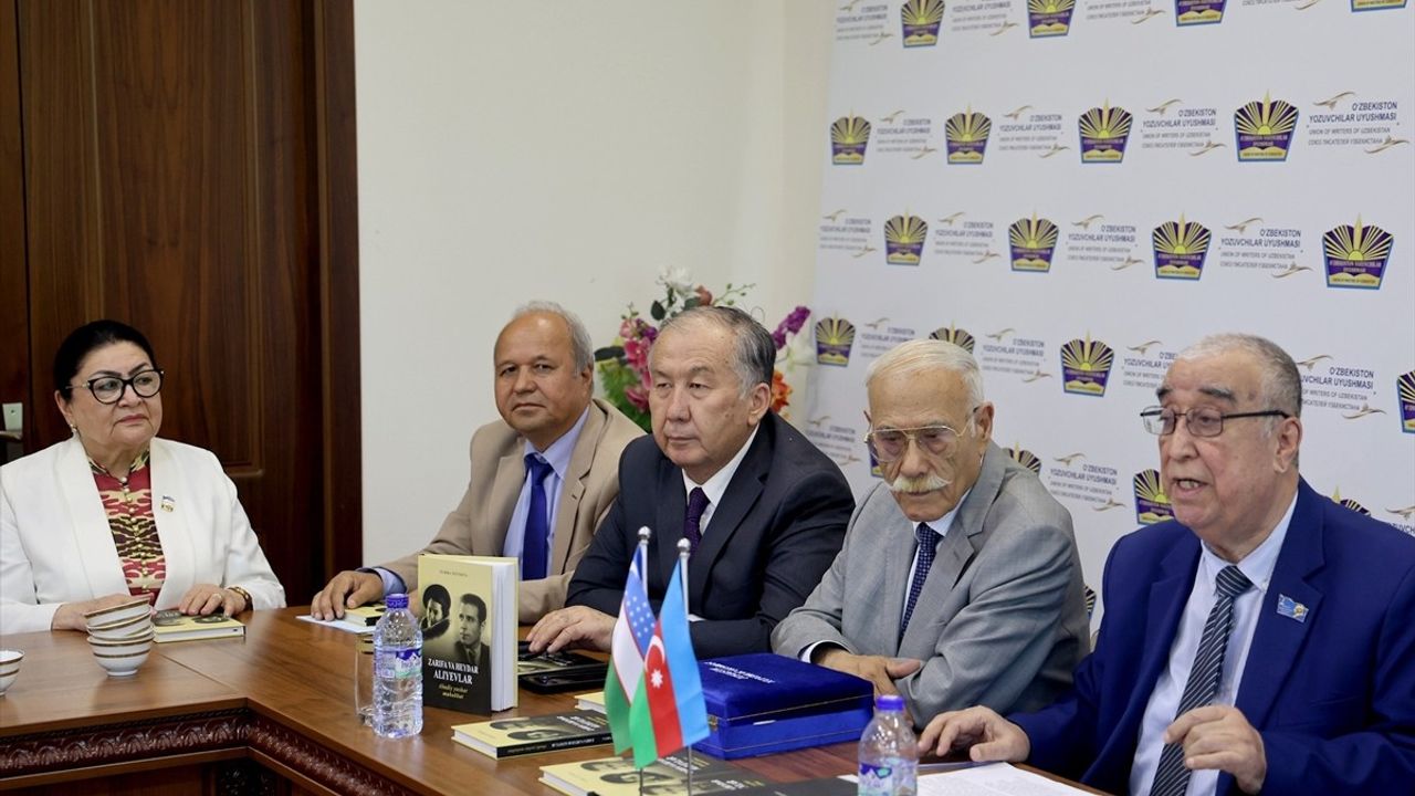 Özbekistan'da Haydar Aliyev Kitabı Tanıtıldı