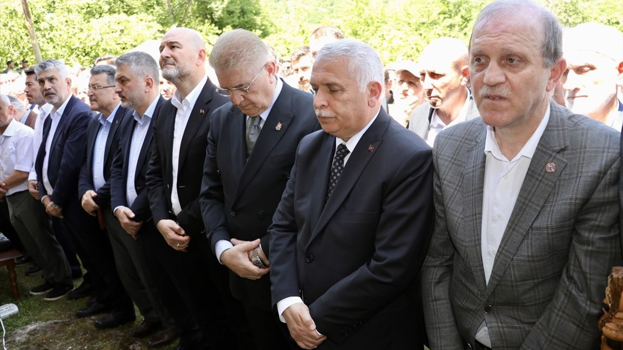 Prof. Dr. İbrahim Hakkı Aydın'ın Annesi Rahmetli Oldu