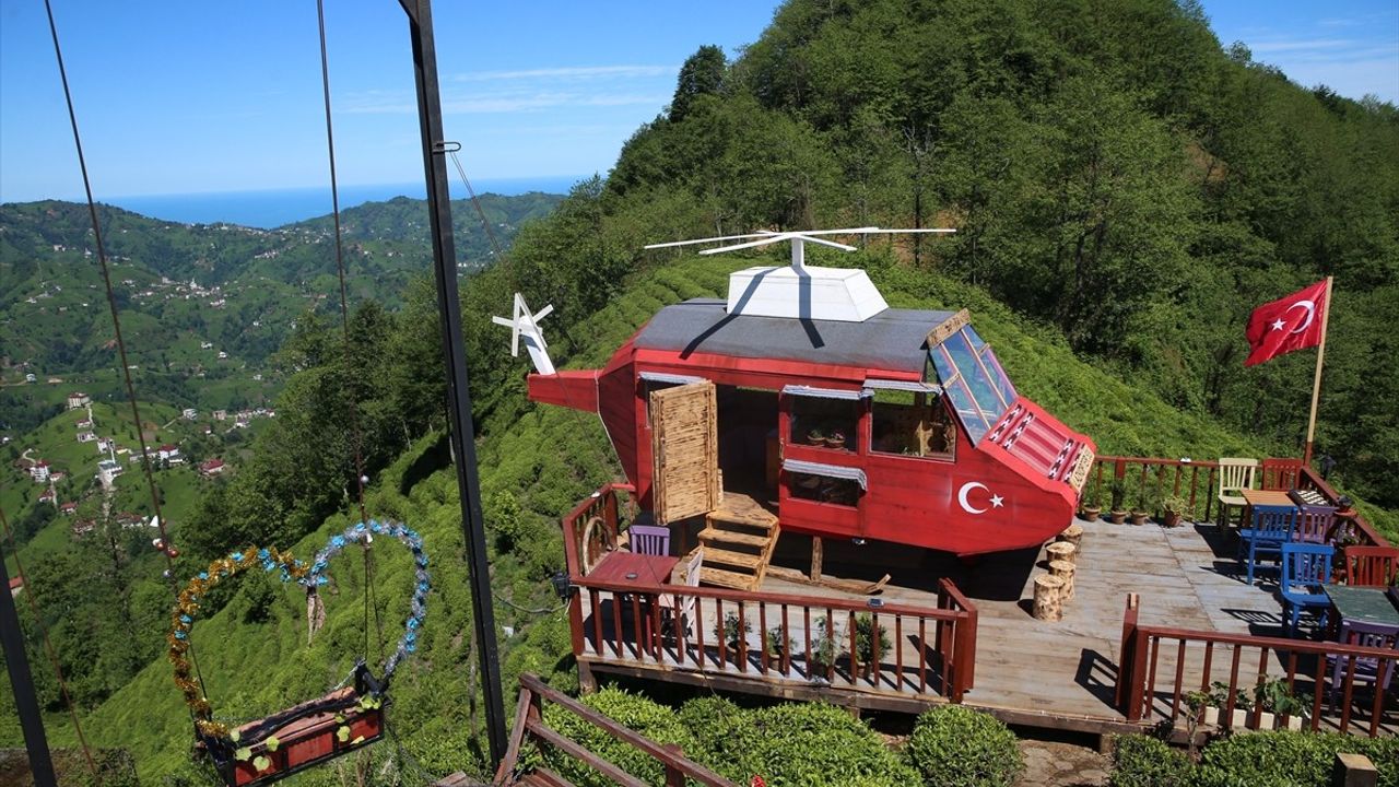 Rize'deki Helikopter Şeklindeki Ahşap Yapı İlgi Odağı