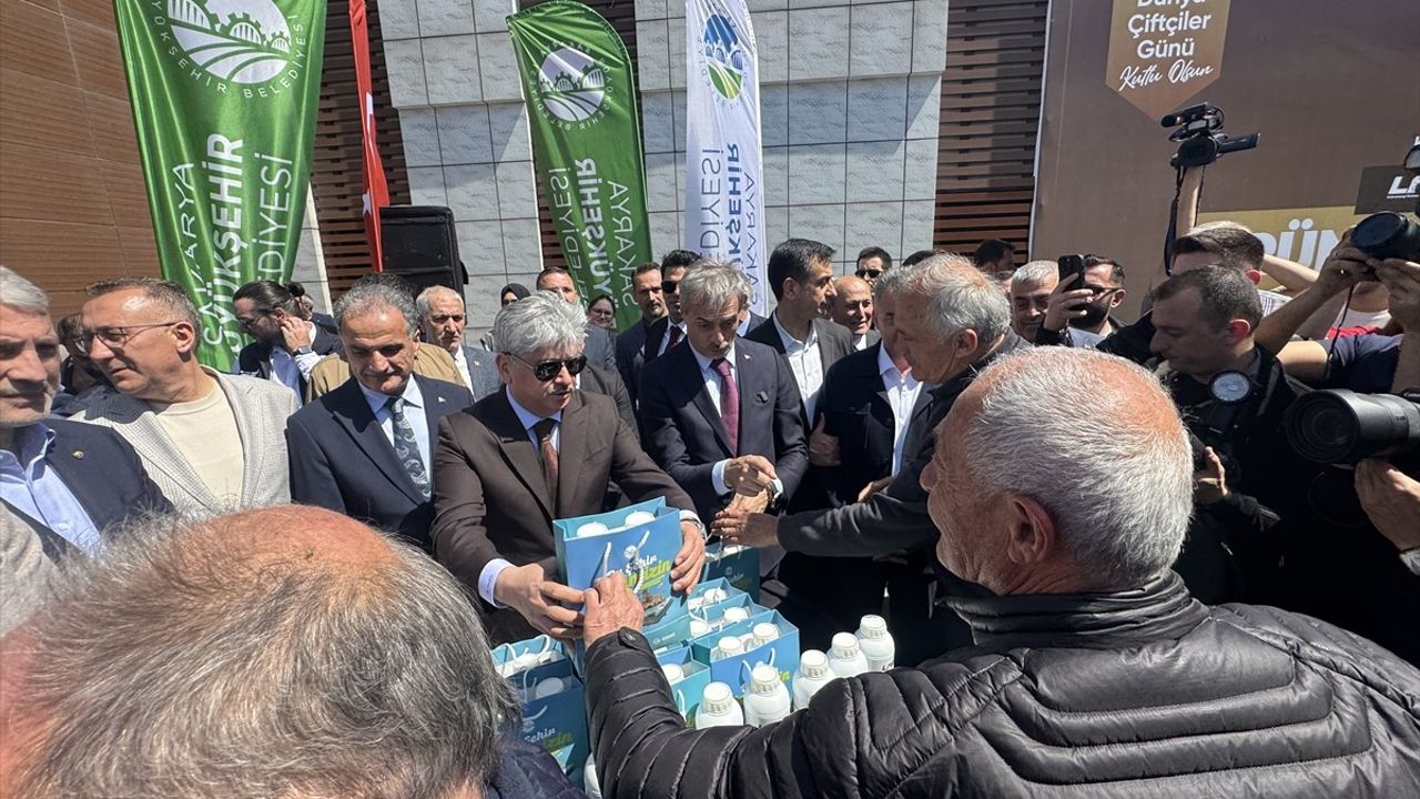 Sakarya'da Kahverengi Kokarca Zararlısına Karşı Yeni Çözüm Ürünleri Tanıtıldı