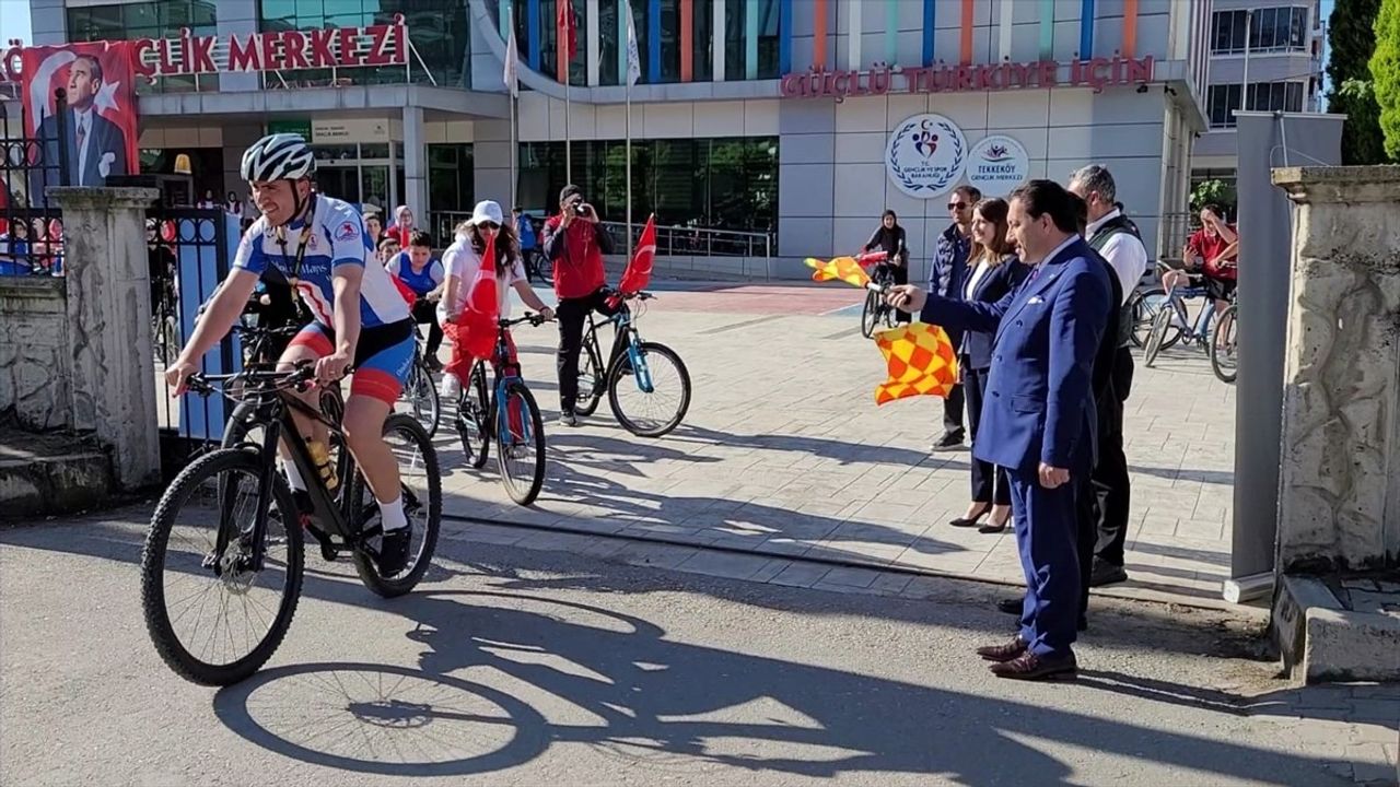 Samsun'da Gençler Bisiklet Turu ile Buluştu