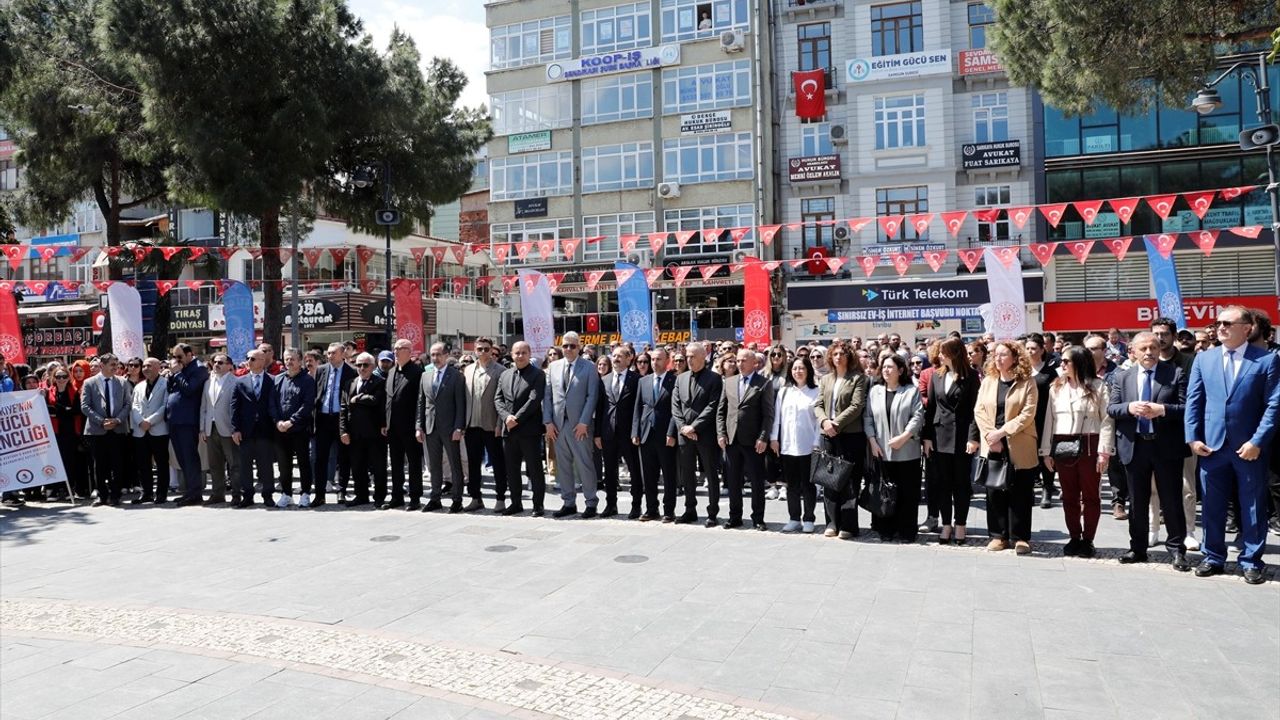 Samsun'da Gençlik Haftası Coşkuyla Başladı