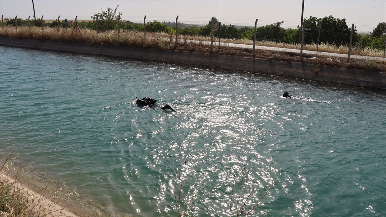 Şanlıurfa'da Akıntıya Kapılan Çocuğun Arama Çalışmalarına Ara Verildi