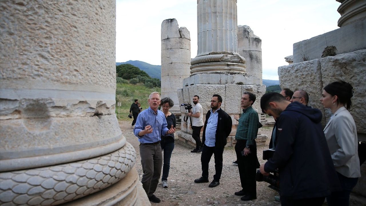 Sardes Antik Kenti'nde Gece Müze Deneyimi Başlıyor