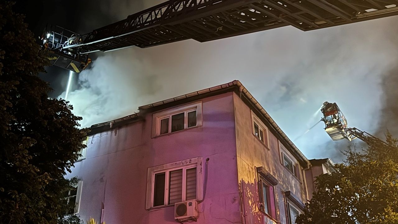 Sarıyer'de Yangın Paniği