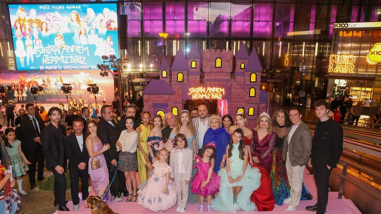 Sihirli Annem'in Sinema Uyarlaması 'Hepimiz Biriz' Galası Gerçekleşti