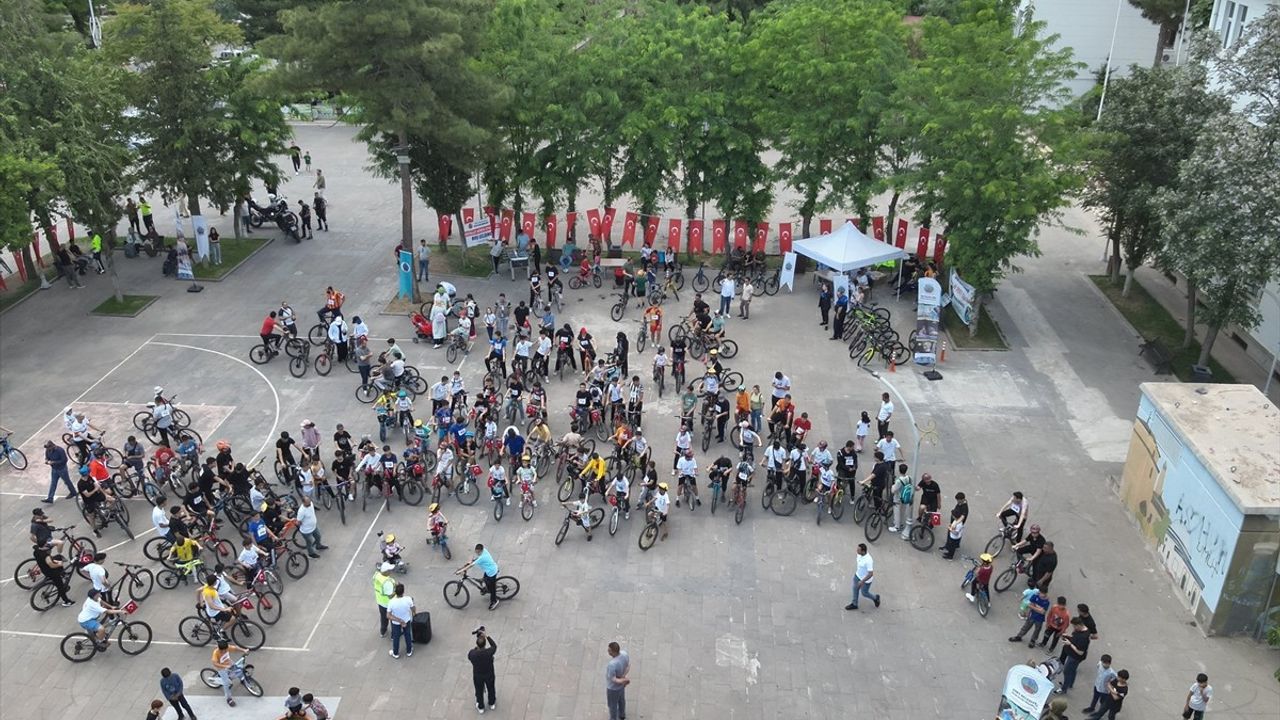 Siirt'te Sağlık İçin Pedal Çevirildi
