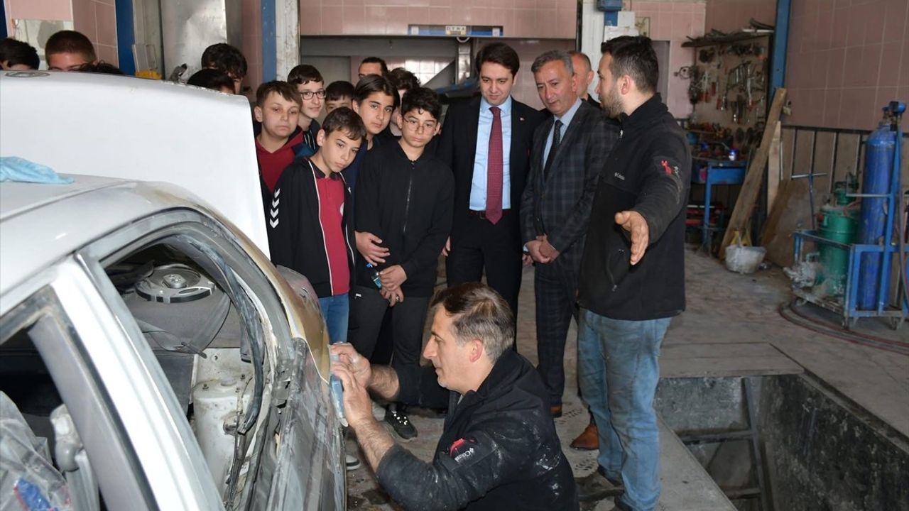 Sinop'ta Öğrenciler Ustalarla Buluştu