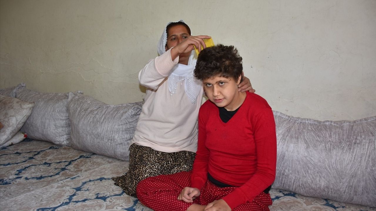 Şırnak'ta Annelerin Azmi: Hasta ve Engelli Çocuklarına Şefkatle Bakıyorlar