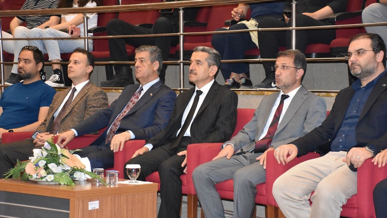 Şırnak'ta Şehr-i Nuh II. Ulusal Fotoğraf Yarışması Ödülleri Sahiplerini Buldu