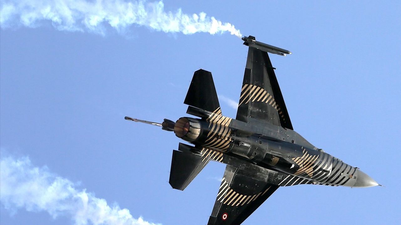 SOLOTÜRK Malatya'da Prova Uçuşu Gerçekleştirdi