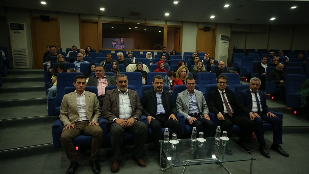 Tokat Belediye Başkanı Yazıcıoğlu, Çanakkale'de Vali Recep Yazıcıoğlu'nu Anlattı