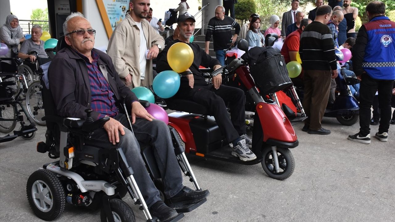 Trabzon'da Engellilere Destek: 142 Tekerlekli Sandalye Dağıtıldı