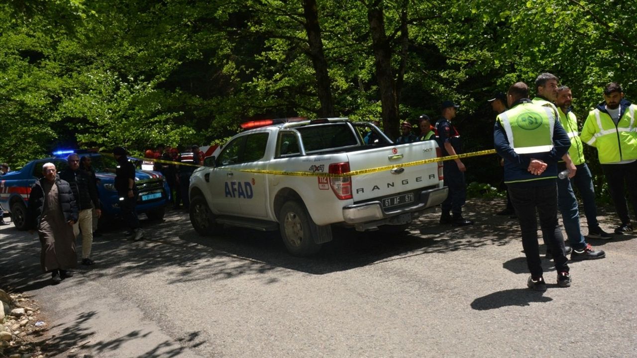 Trabzon'da Kaybolan Çocuğun Cansız Bedenine Ulaşıldı