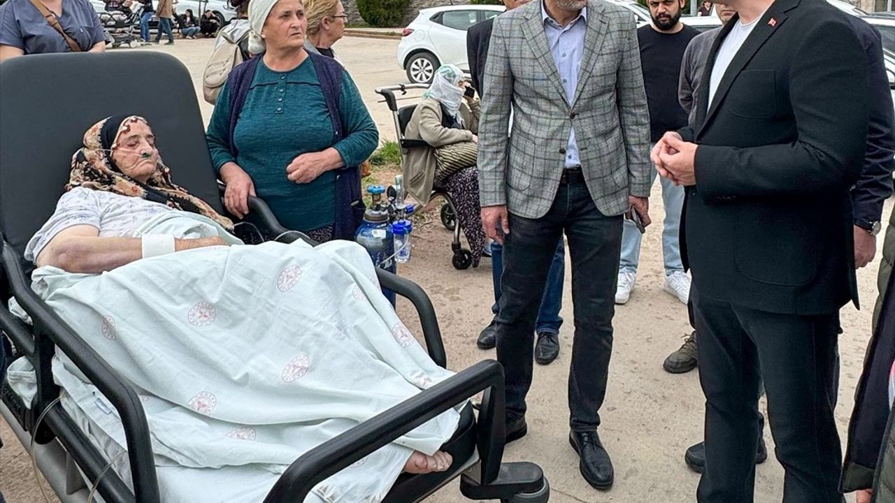 Tunceli Devlet Hastanesi'nde Yangın Kontrol Altına Alındı