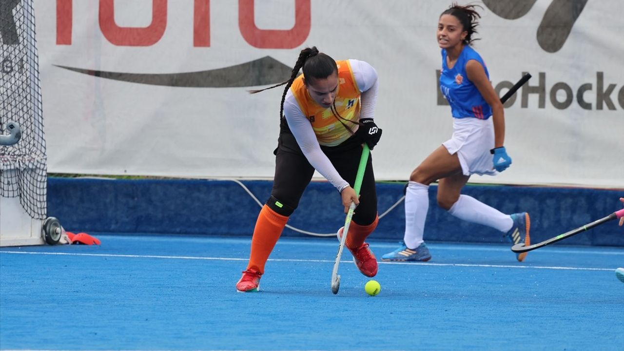 Türkiye Açık Alan Hokeyi Kadınlar Süper Ligi: Metpack Alanya Yıldızları Finale Yükseldi