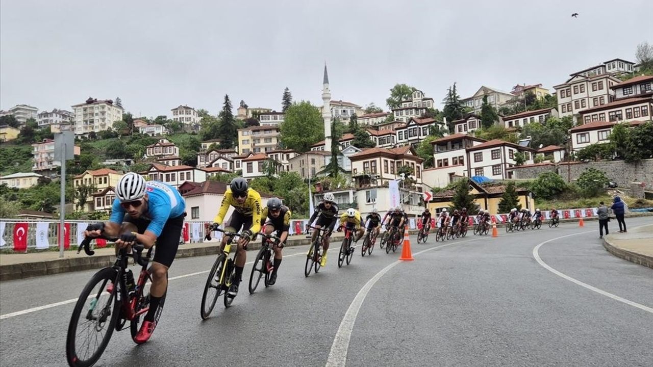 Türkiye Kupası 4. Etap Puanlı Yol Yarışı Trabzon'da Gerçekleşti