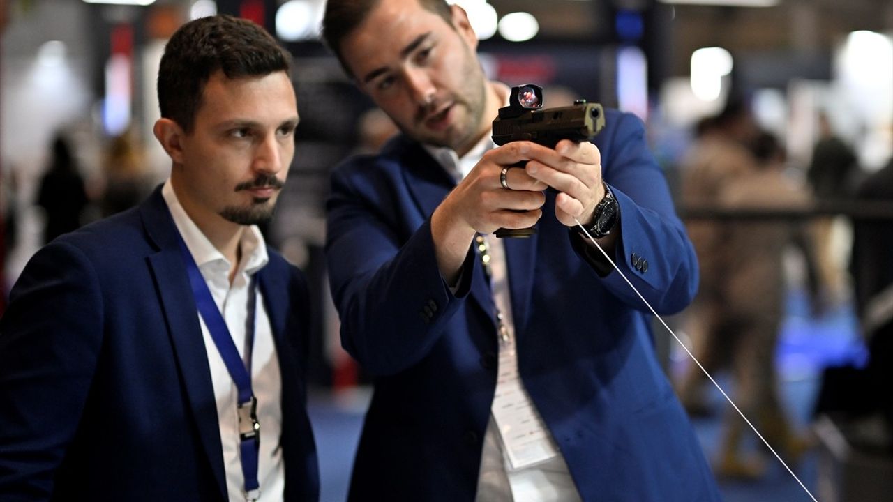 Türkiye, Madrid'deki Savunma Fuarında Öne Çıktı