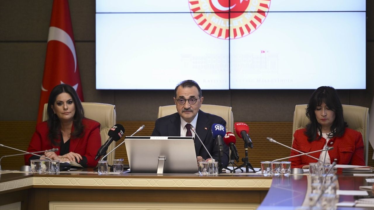 Türkiye'nin Yapay Zeka Politikalarına Yön Veren Rapor Hazırlığı