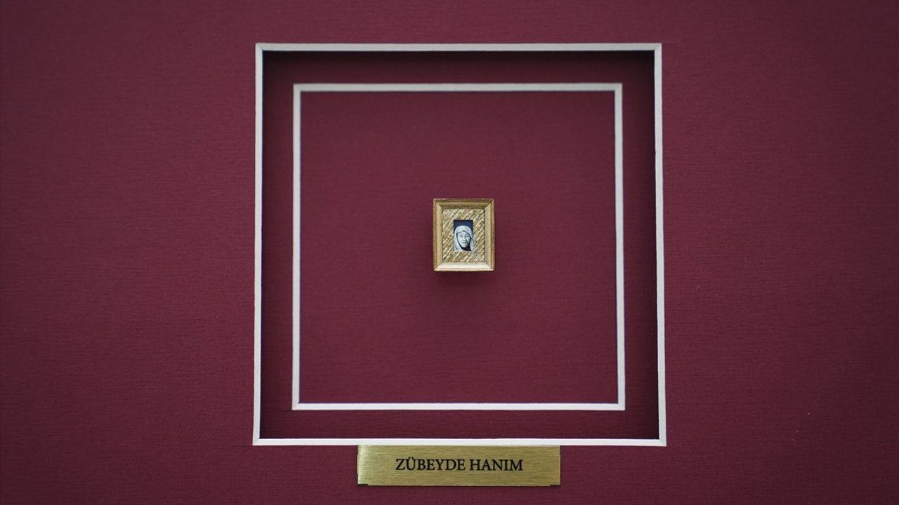Türkiye Yüzyılı Kadınları Mikro Sanat Resim Sergisi