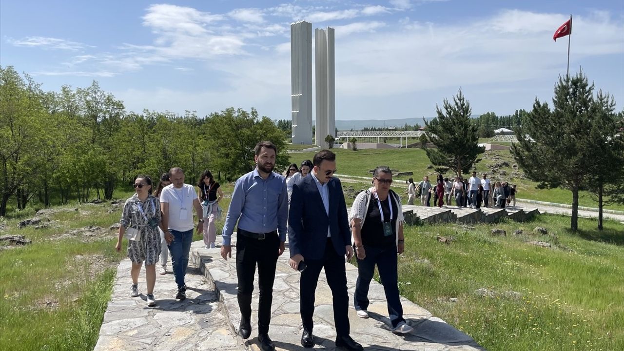Uluslararası Gençlik Projesi Muş'un Güzelliklerini Keşfediyor