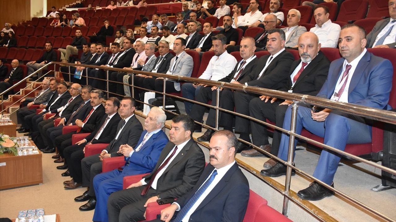 Uluslararası Habur Dış Ticaret ve Lojistik Kongresi Şırnak'ta Gerçekleşti