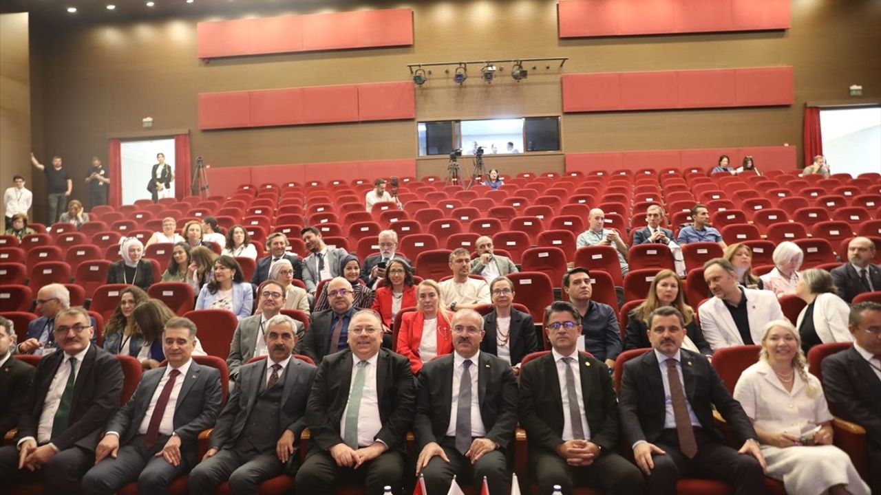 Uluslararası İletişim Fakülteleri Dekanları Konseyi Toplantısı Çanakkale'de Toplandı