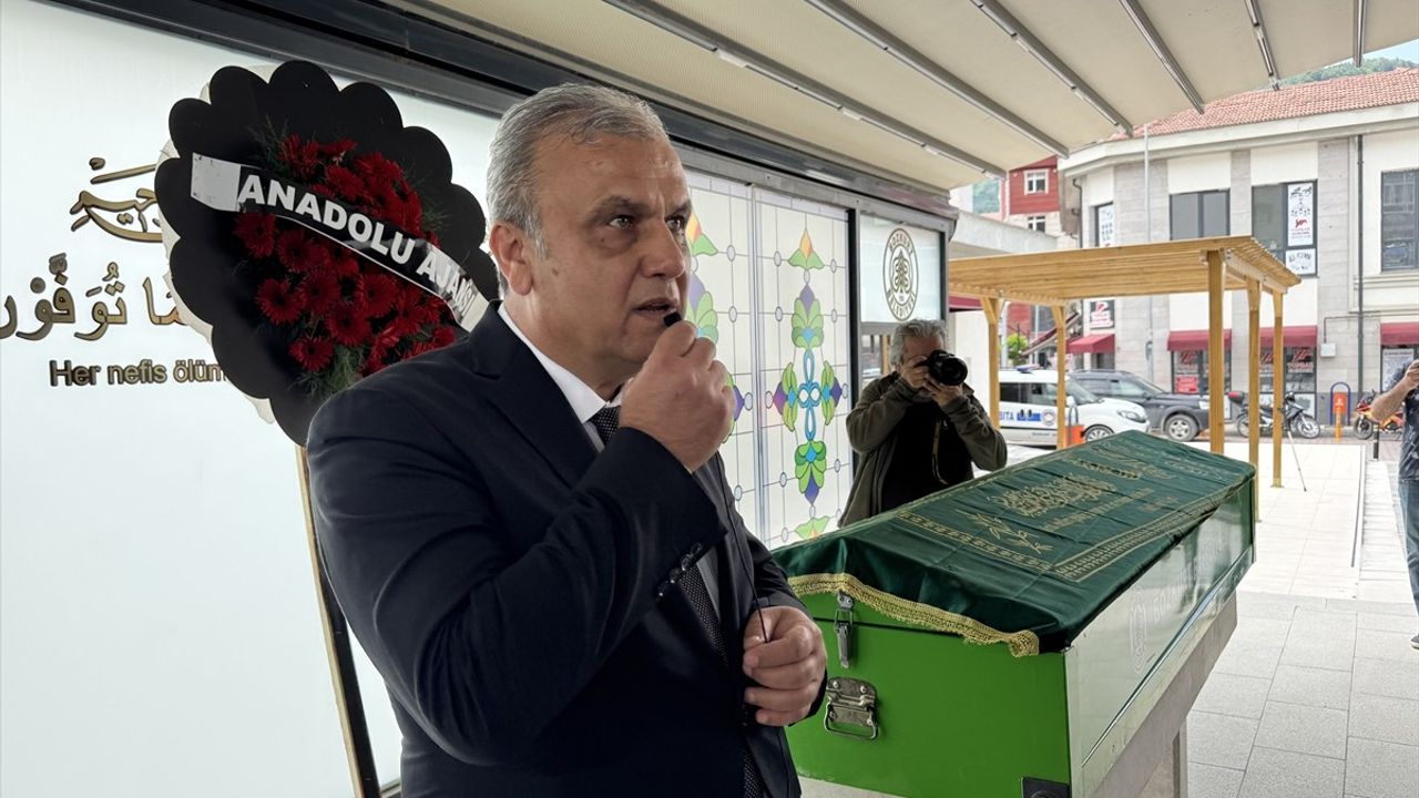 Ümit Yorulmaz Son Yolculuğuna Uğurlandı