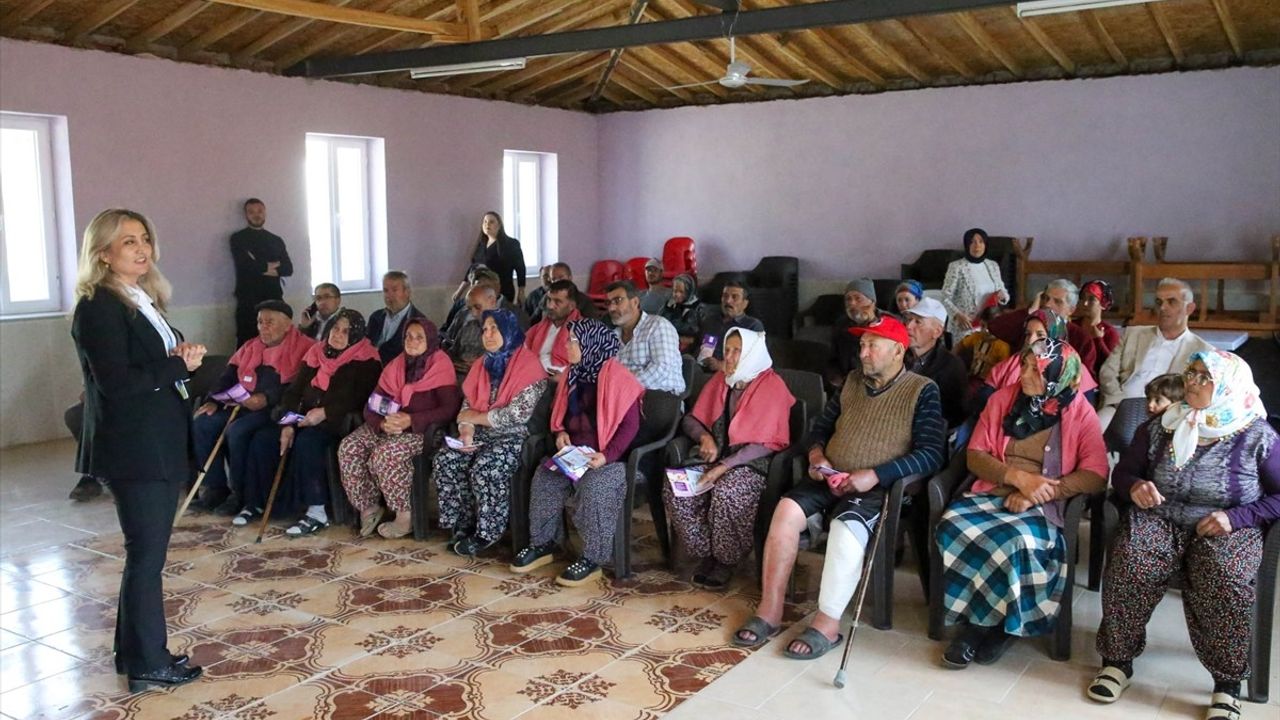 Uşak'ta Üniversite Öğrencilerinden İlk Yardım Eğitimi Projesi