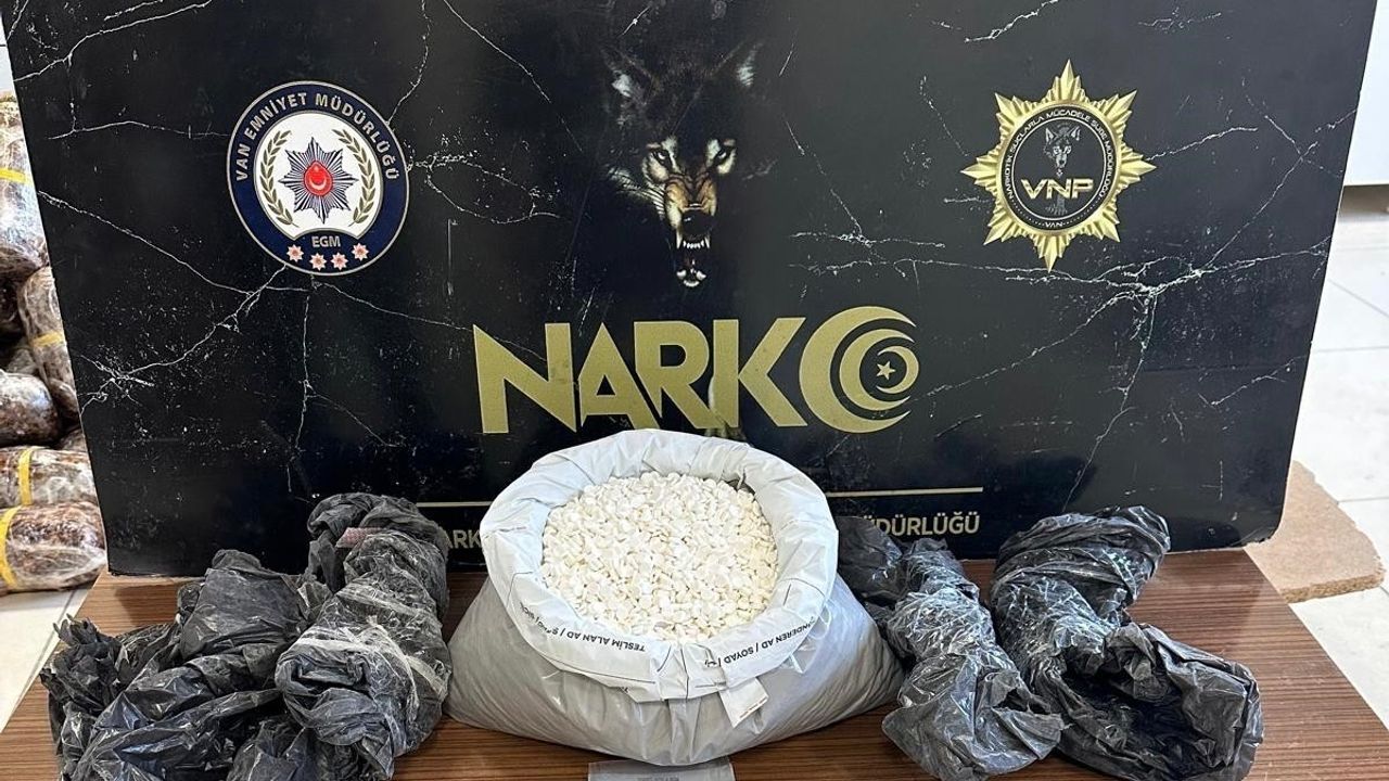 Van'da Uyuşturucu Operasyonunda 147 Kilo 813 Gram Madde Ele Geçirildi