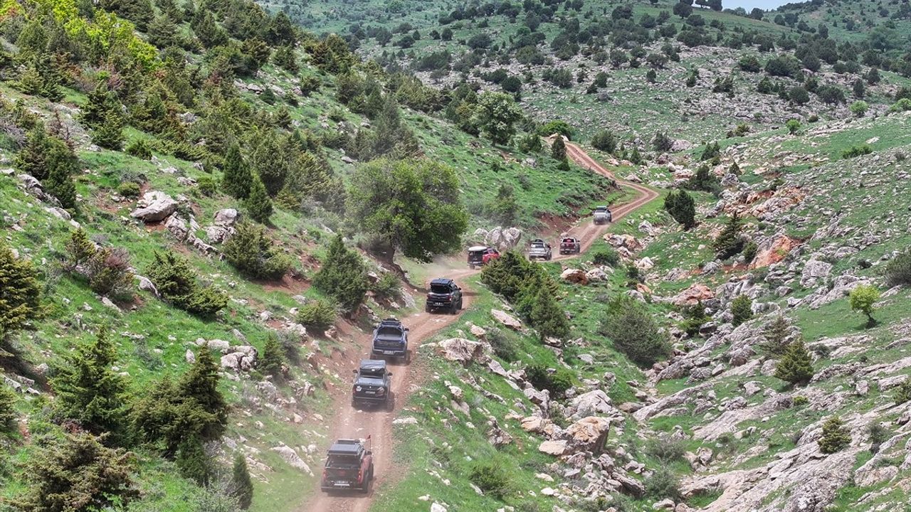 Van Gölü'nde Off-Road Heyecanı Yaşandı