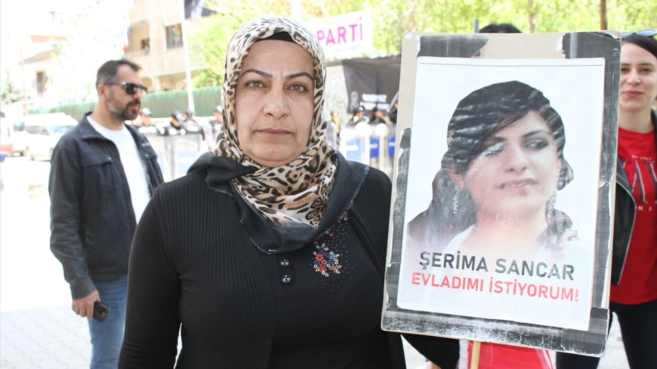 Vanlı Ailelerin Evlat Nöbeti Devam Ediyor