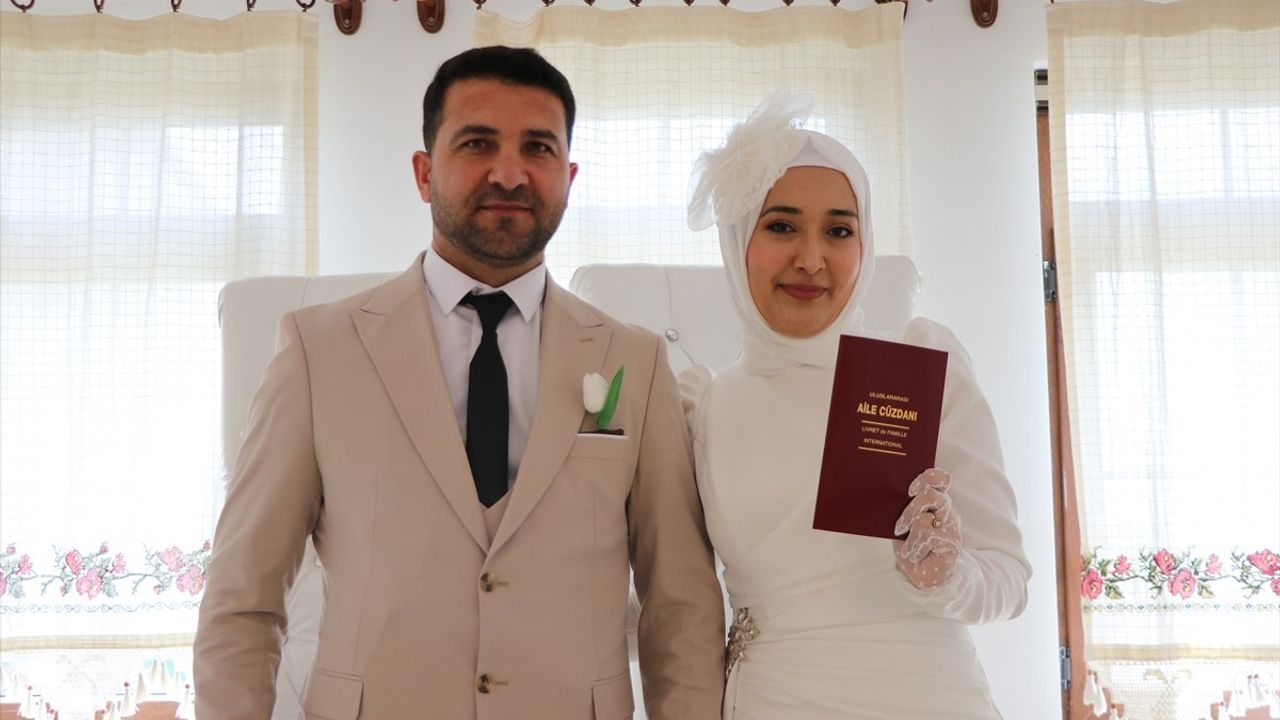 Yozgat'ta Çiftler Unutulmaz Bir Tarihte Evlendi