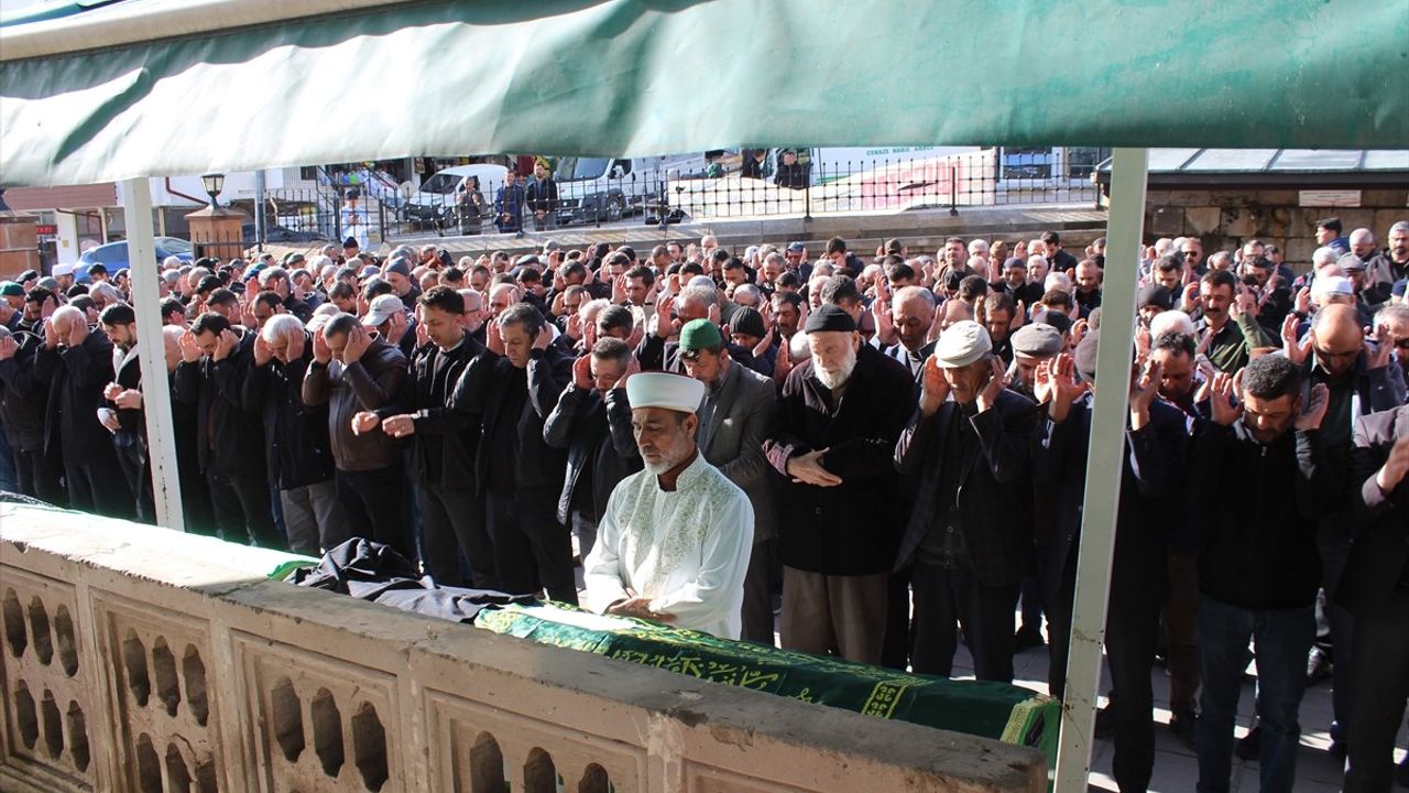 Yozgat'ta Korkunç Cinayet: Kayınvalidesine Bıçakla Saldırdı