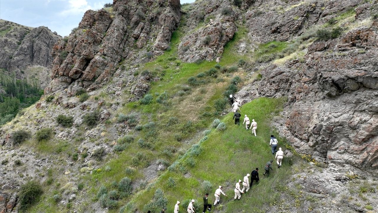 107 Yıl Sonra Yeniden Canlandırılan Dağcılık Faaliyeti