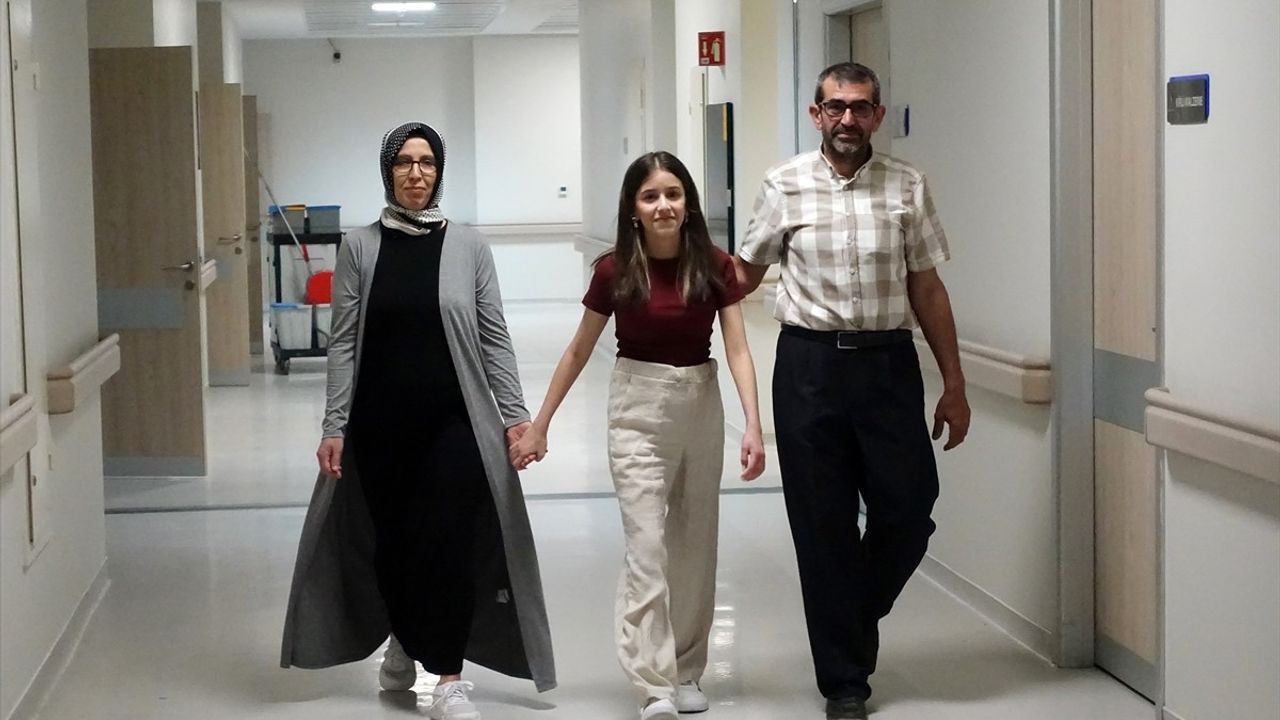 15 Yaşındaki Voleybolcunun Yanık Tedavisi Başarıyla Tamamlandı
