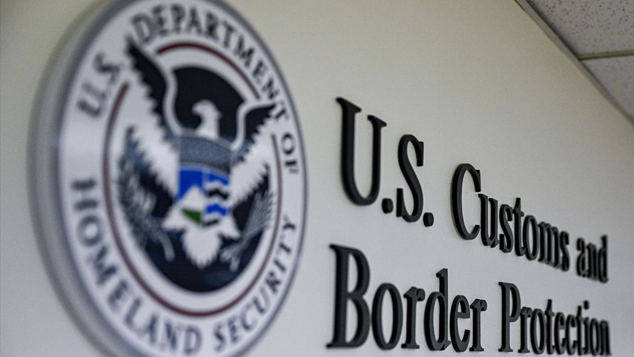 ABD'nin Yabancı Giriş Uygulamaları: Dulles Havalimanı'nda Yeni Bir Durum Yok