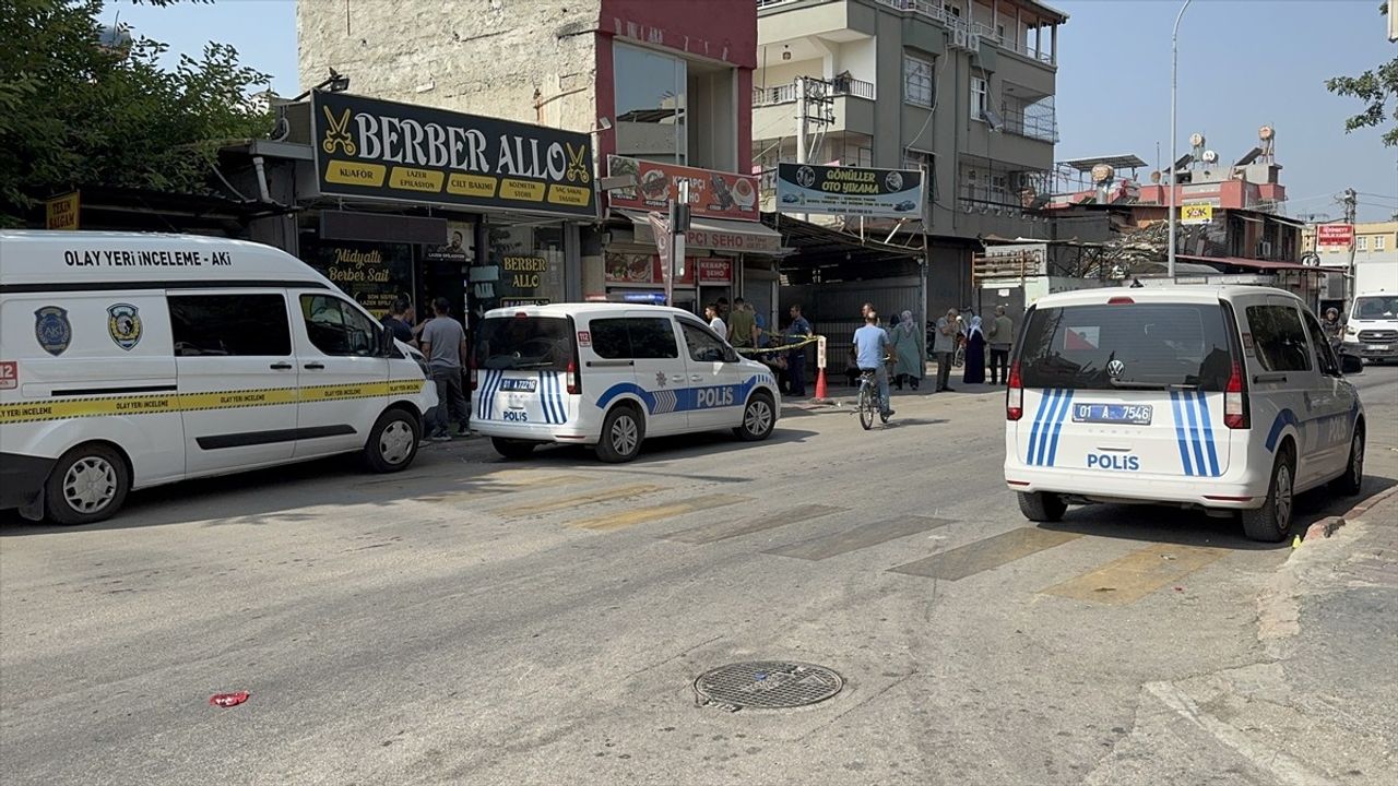 Adana'da Oğul Tarafından Bıçaklanan Kadın Hayatını Kaybetti