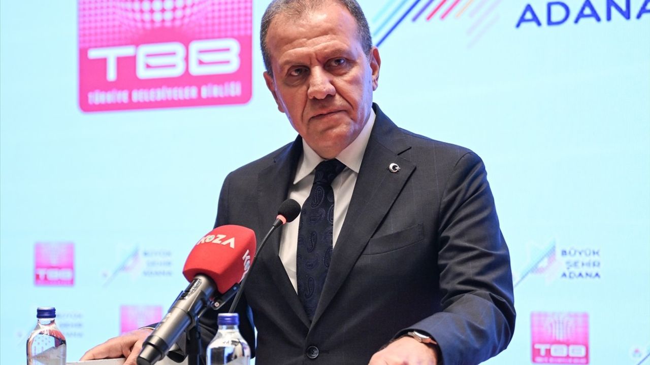Adana'da Su Yönetimi Üzerine Kapsamlı Panel ve Seminerler Düzenlendi