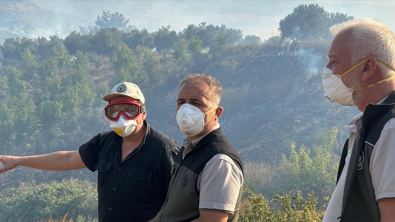 Adana'da Tarladan Ormana Yangın: İki Zanlı Tutuklandı