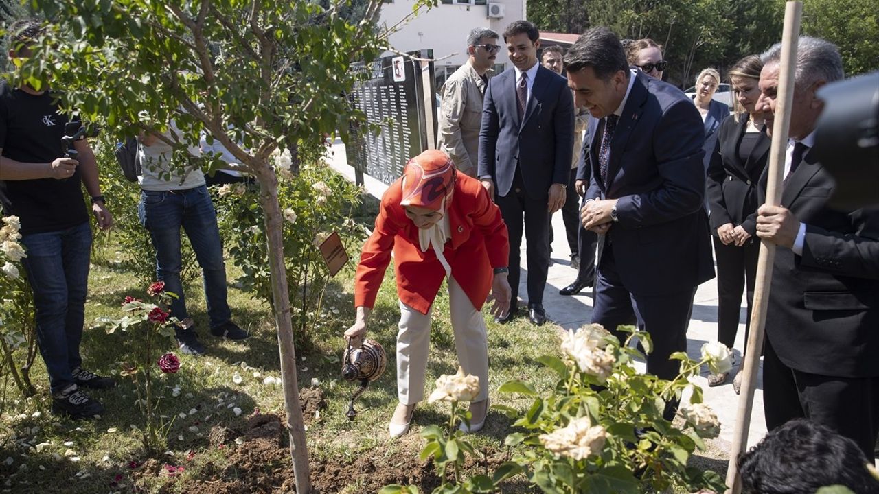 Aile ve Sosyal Hizmetler Bakanı Göktaş Tunceli'de
