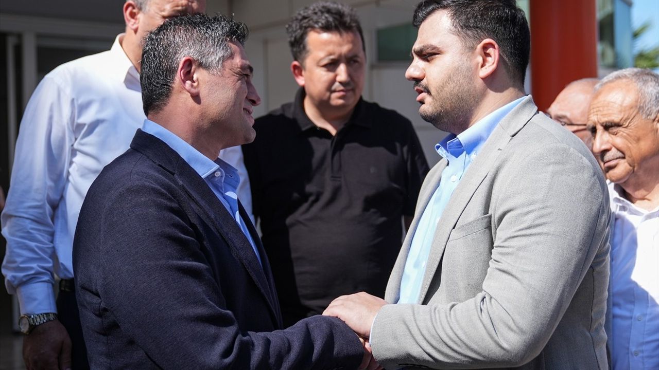 AK Parti Genel Sekreteri Eyyüp Kadir İnan İzmir'de Önemli Açıklamalarda Bulundu