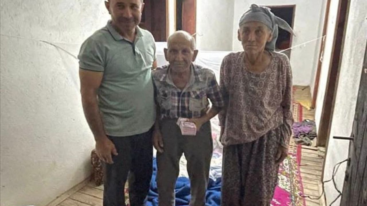 Antalya'da Yangın Felaketi: Tek Katlı Ev Kullanılamaz Hale Geldi